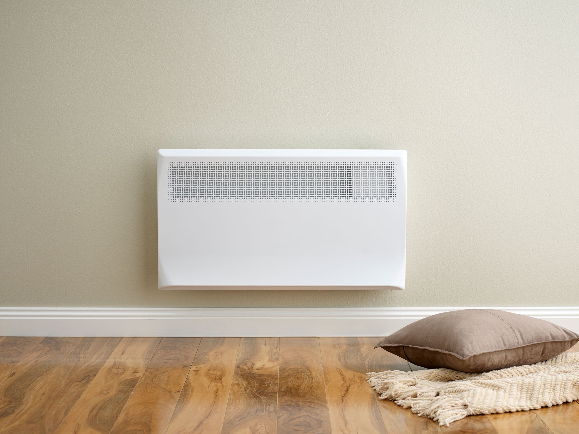 Rinnai Peph Series 1500W Electric Panel Heater With Timer