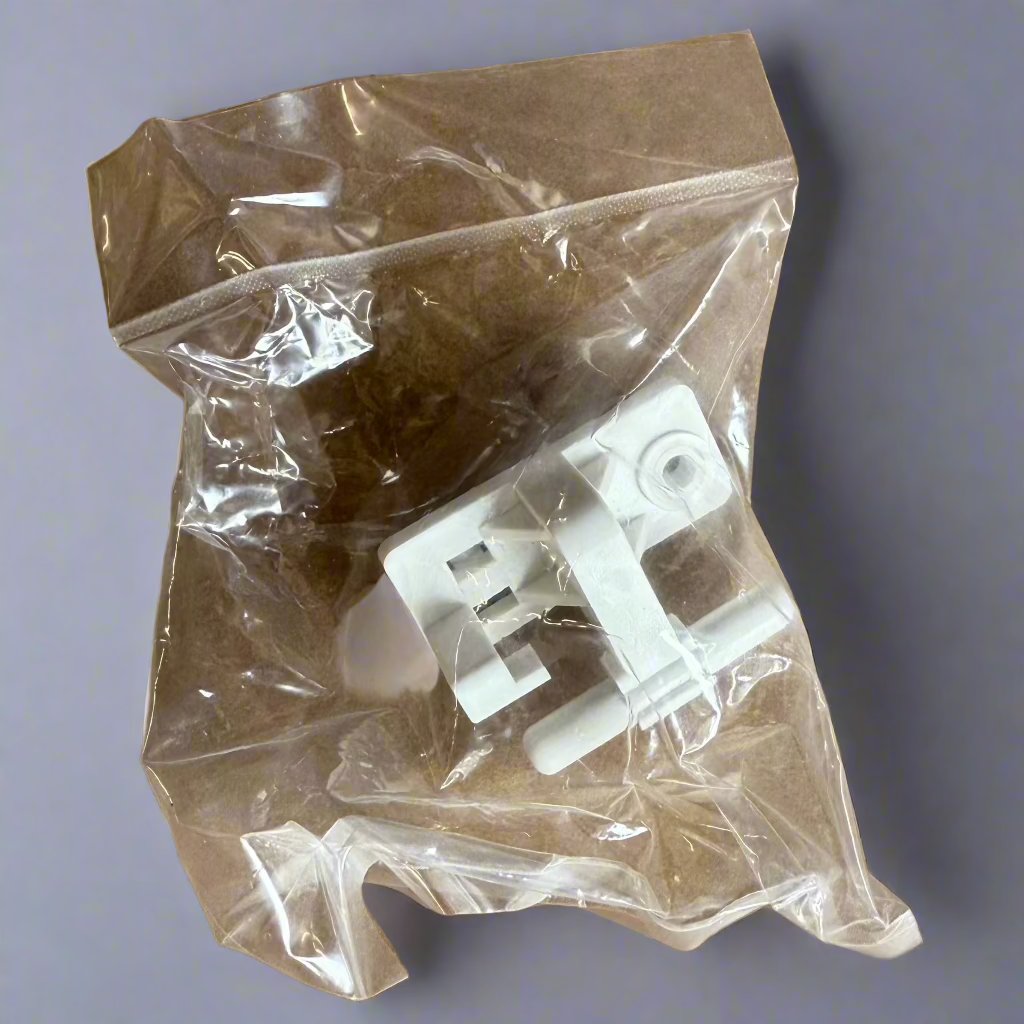 Rinnai Door Hinge RD4/6 06 P/N 94296186