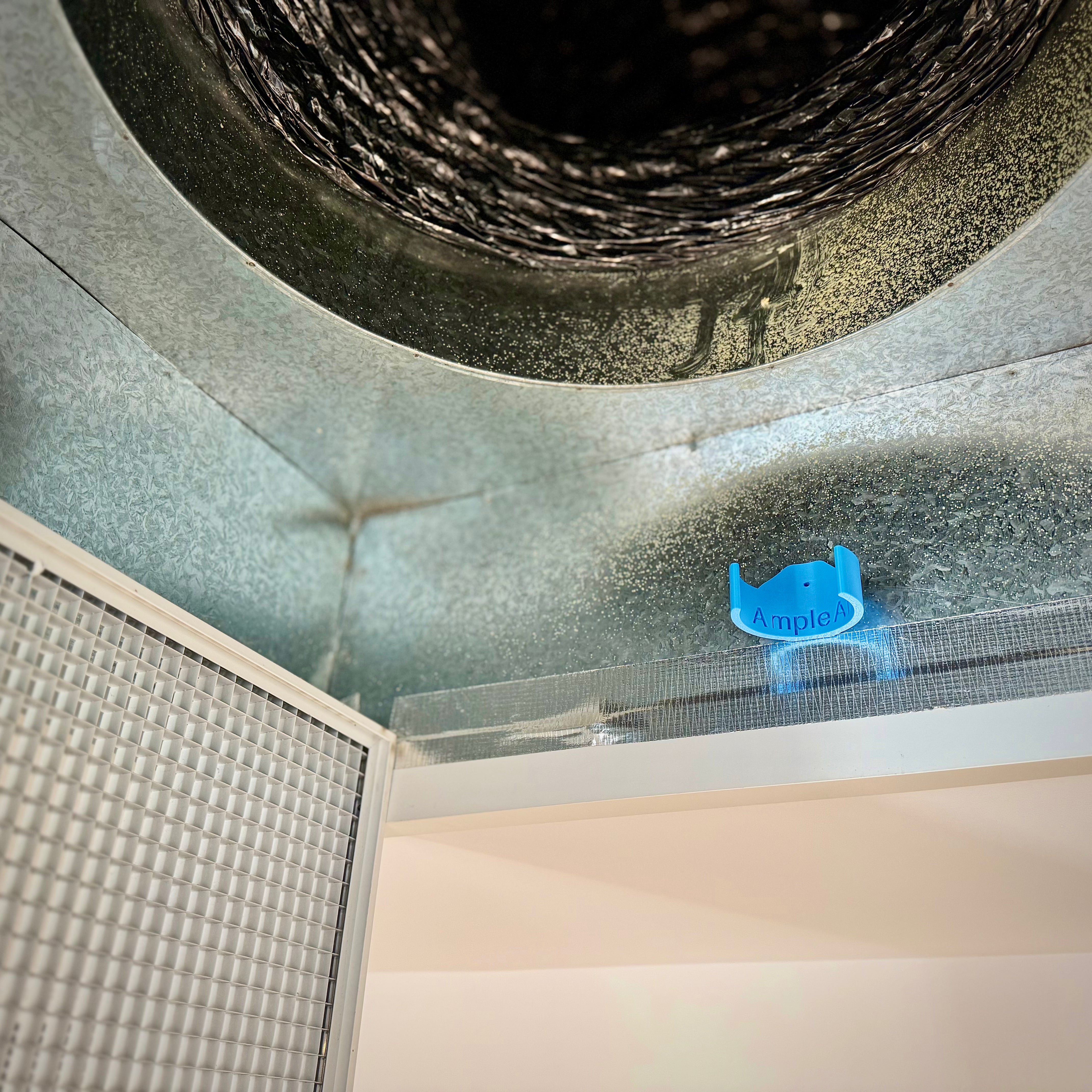 Ample Air Gel Holder installed in ducted air conditioner return – Suits SAN-AIR® 75g Gels